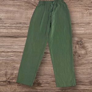 Women’s Size Medium Olive Green Elastic Waist Pants